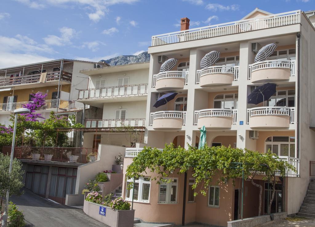 Apartments Kovac Makarska Eksteriør bilde