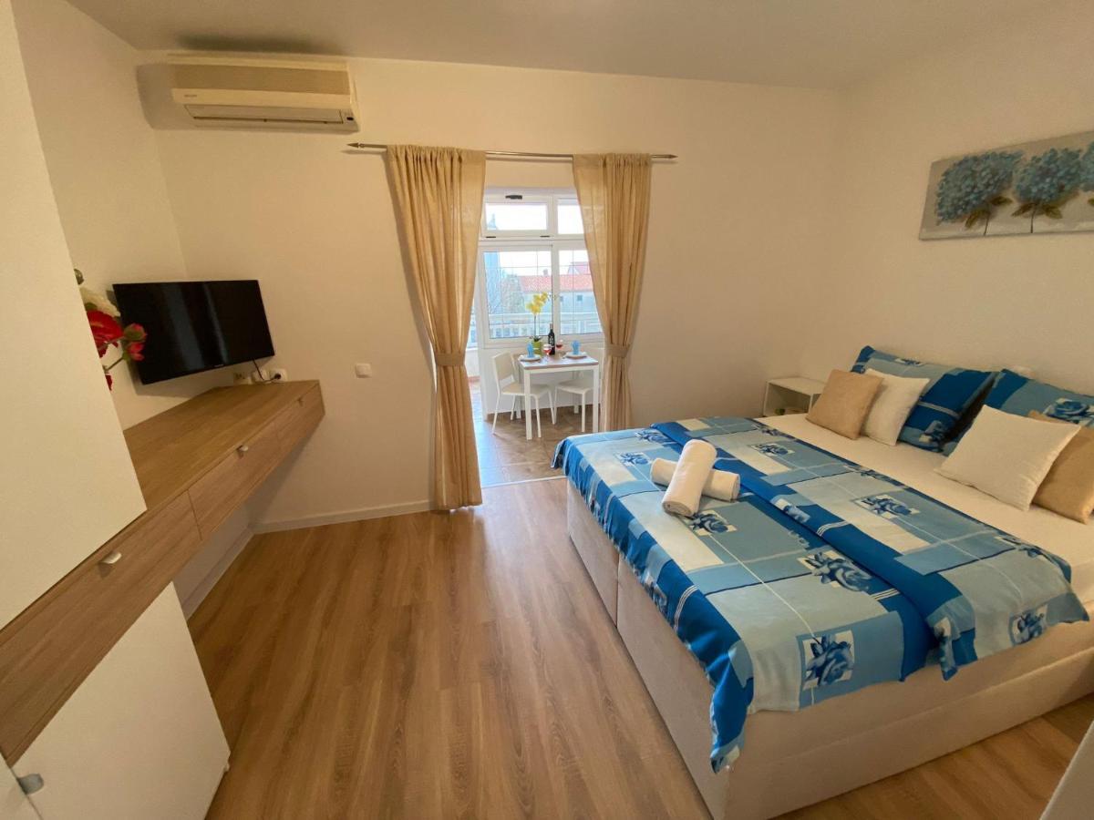 Apartments Kovac Makarska Eksteriør bilde