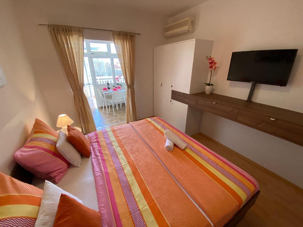 Apartments Kovac Makarska Eksteriør bilde