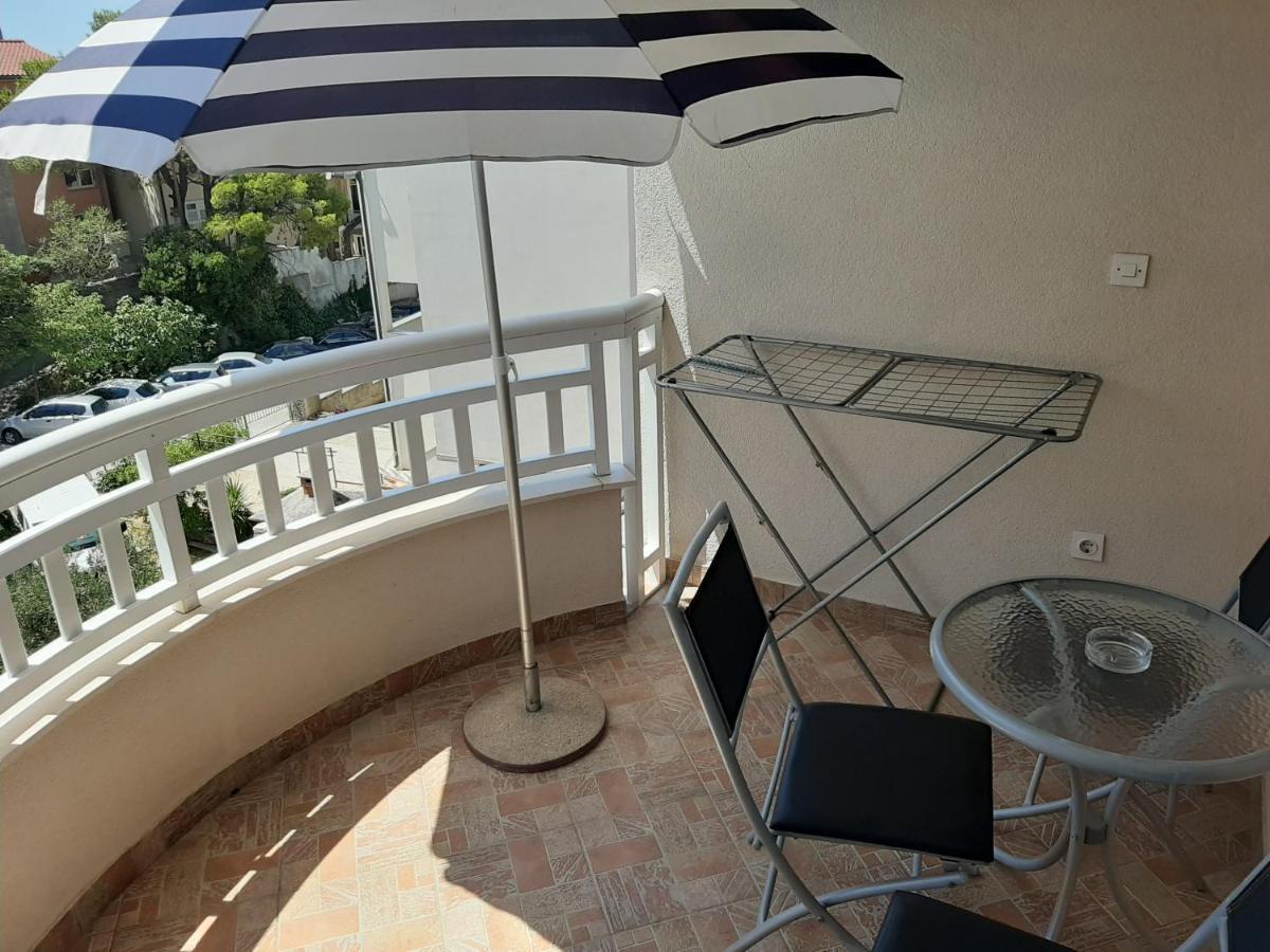Apartments Kovac Makarska Eksteriør bilde