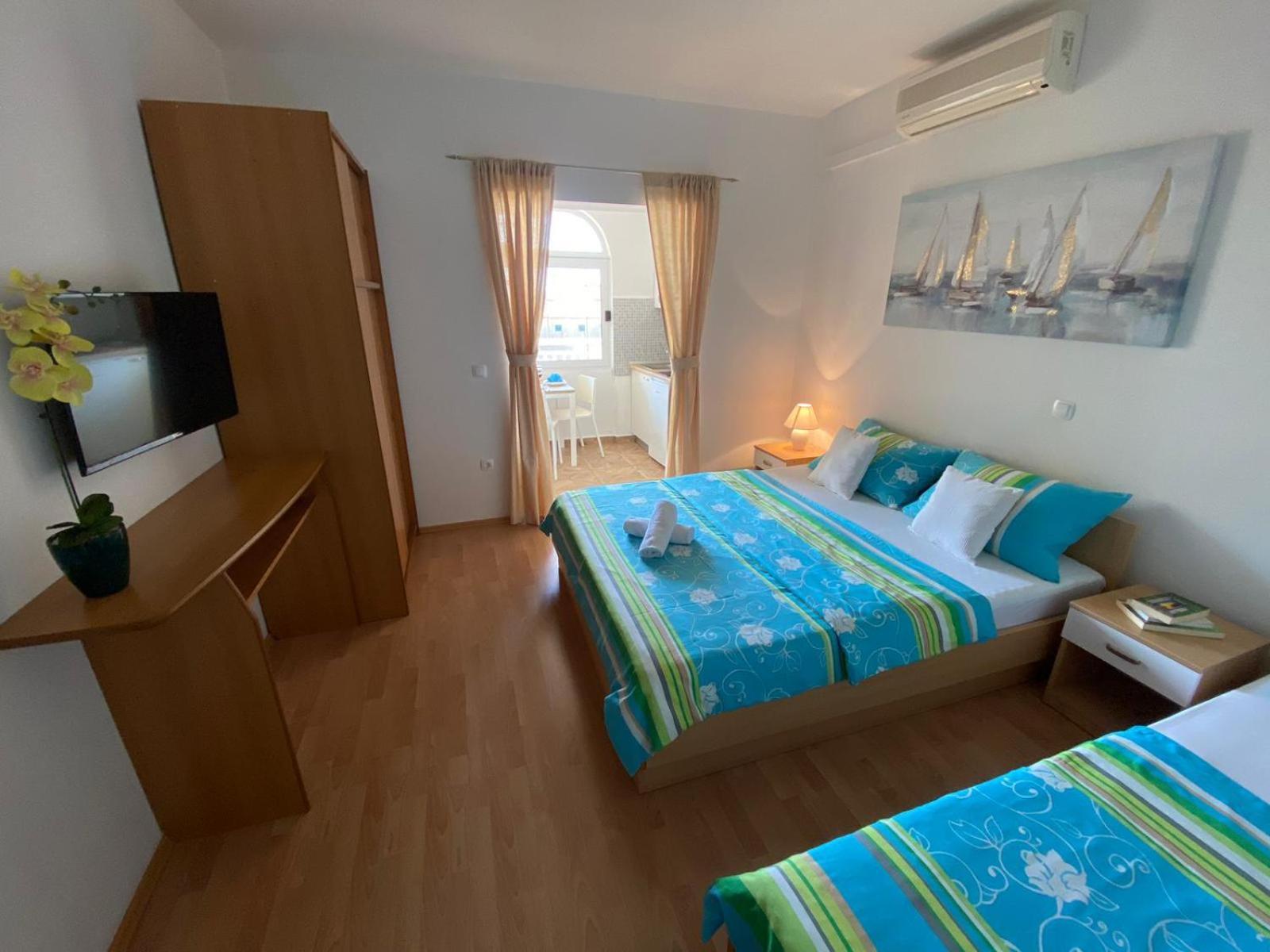 Apartments Kovac Makarska Rom bilde