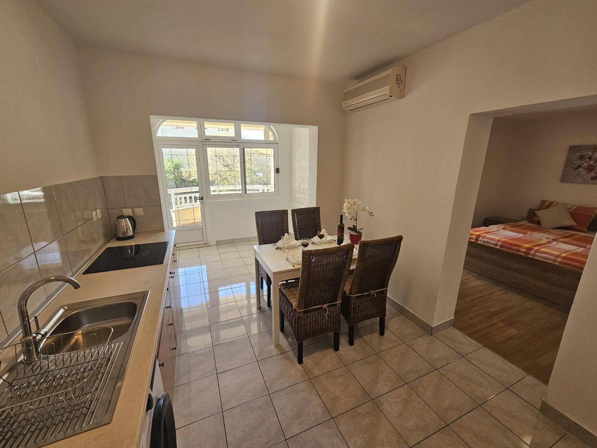 Apartments Kovac Makarska Rom bilde