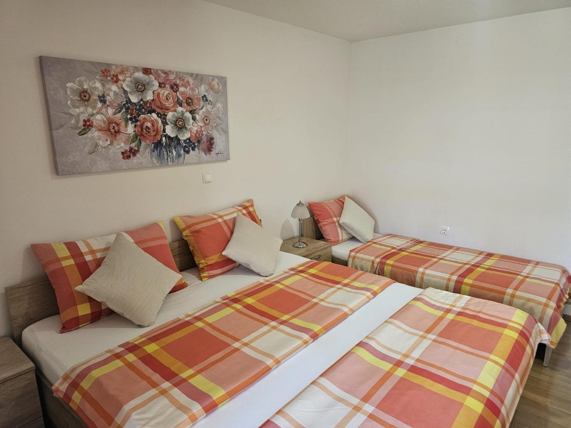 Apartments Kovac Makarska Rom bilde