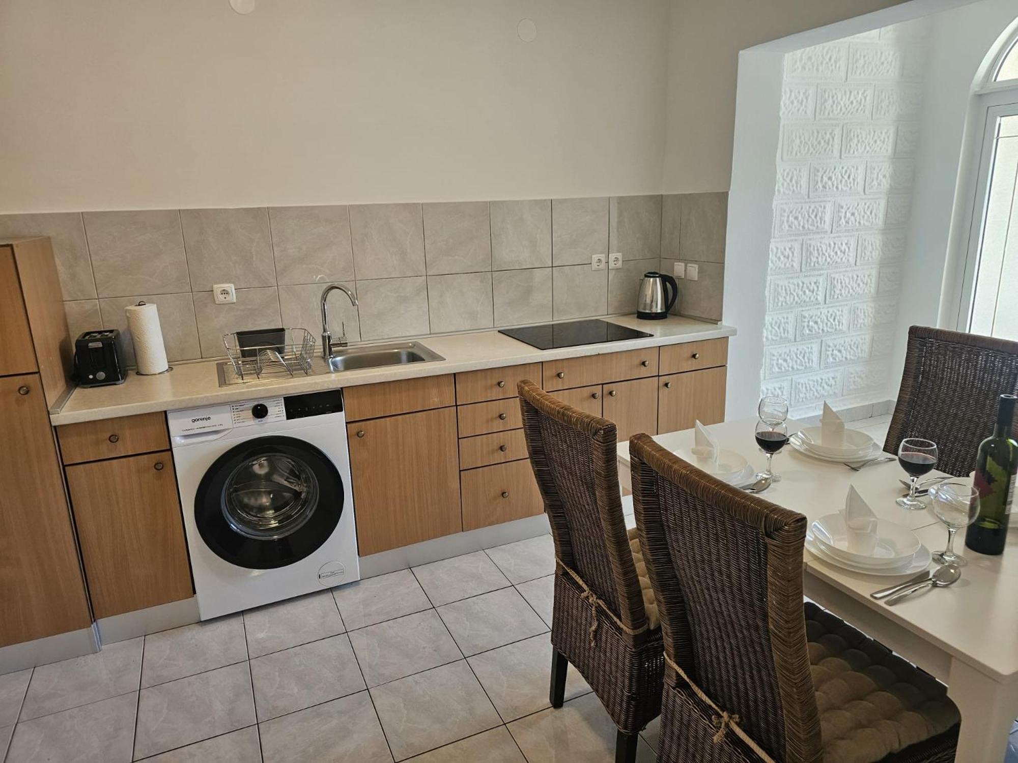 Apartments Kovac Makarska Rom bilde