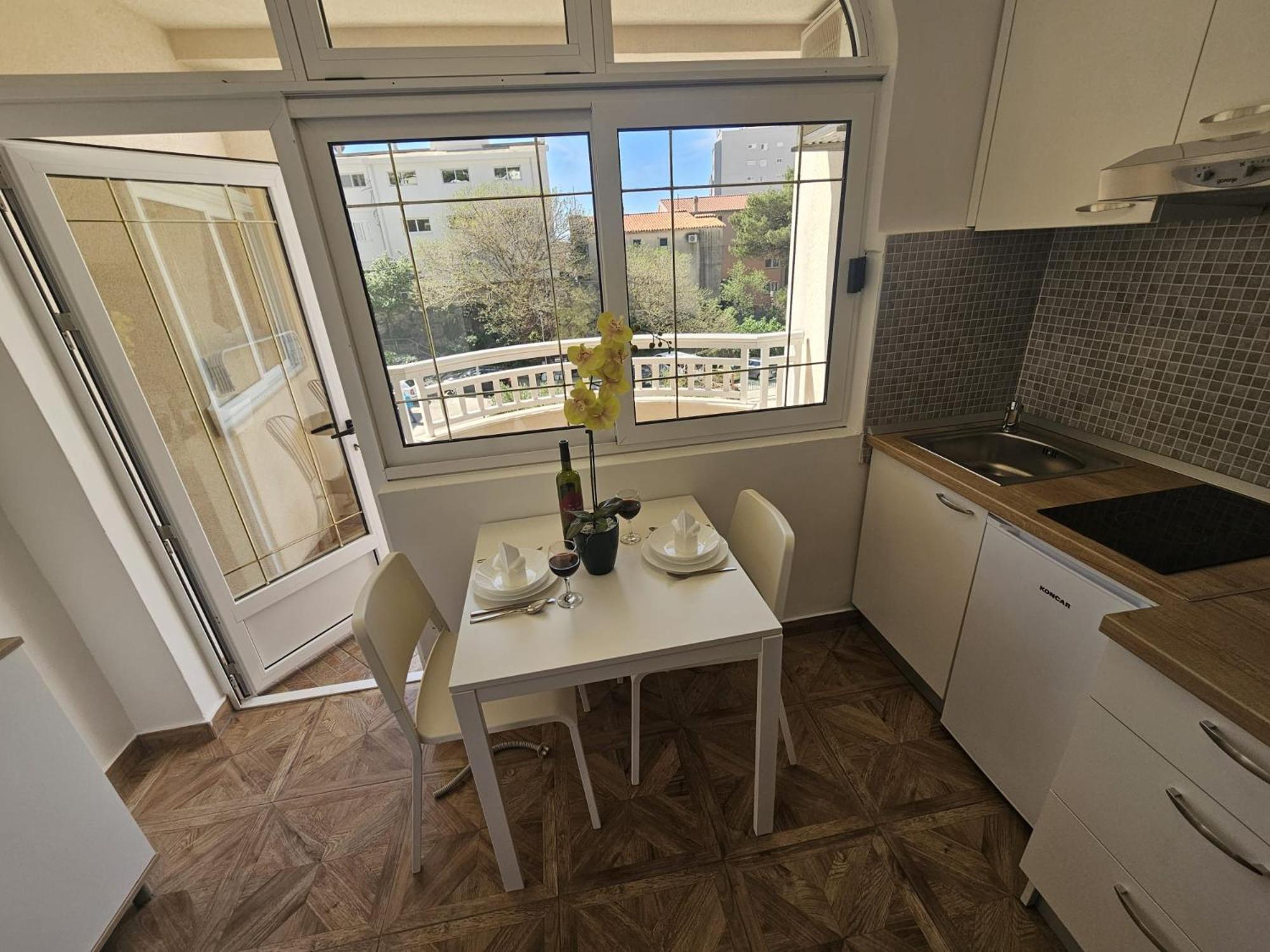 Apartments Kovac Makarska Rom bilde
