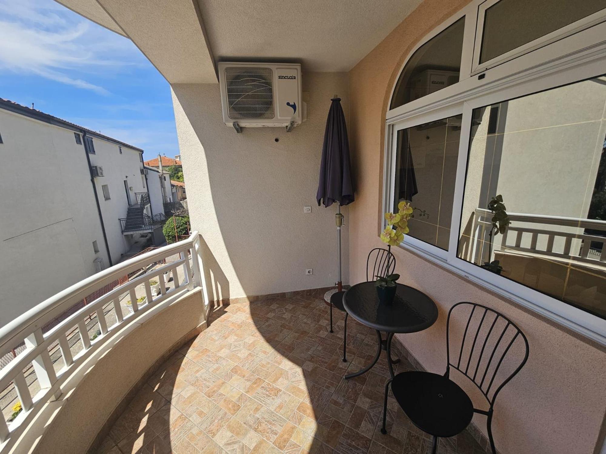Apartments Kovac Makarska Rom bilde